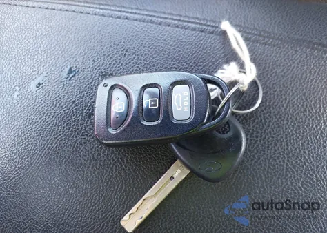 2013 Hyundai Sonata Gls z USA, uszkodzony, nr VIN 5NPEB4AC2DH722644